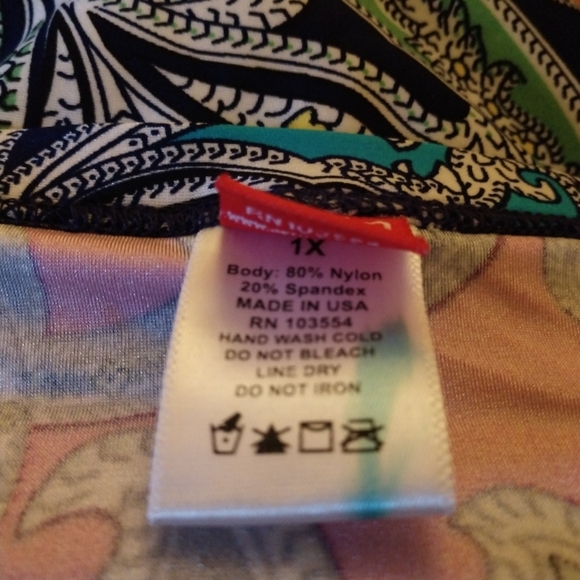 AERIN Bath suite cover up - Picture 2 of 2